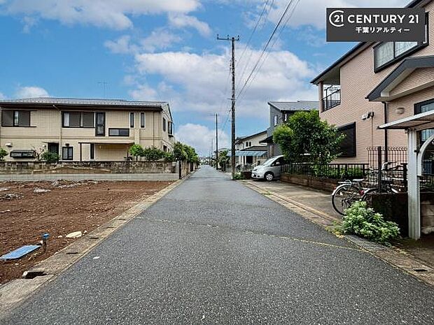 心ゆくまで現地をご覧いただけるよう、即日案内のご用意も整えております。お気軽にお問い合わせの上、理想の暮らしへの一歩をお進めください!