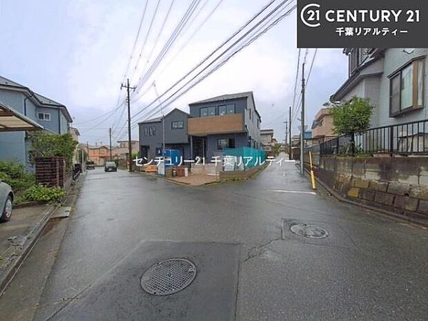 周辺環境や、お客様のご希望に合った物件も一緒にご案内を致します。住宅ローンアドバイザーによるご相談も承ります。当社はお問い合わせに即対応します!お待たせしません!