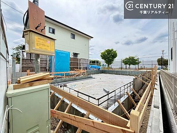 周辺環境や、お客様のご希望に合った物件も一緒にご案内を致します。住宅ローンアドバイザーによるご相談も承ります。当社はお問い合わせに即対応します!お待たせしません!