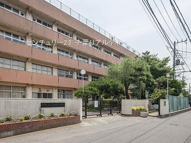 船橋市立海神小学校まで394m