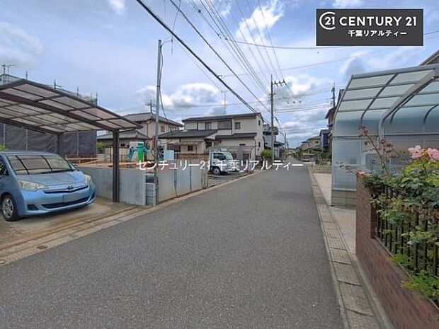 周辺環境や、お客様のご希望に合った物件も一緒にご案内を致します。住宅ローンアドバイザーによるご相談も承ります。当社はお問い合わせに即対応します!お待たせしません!