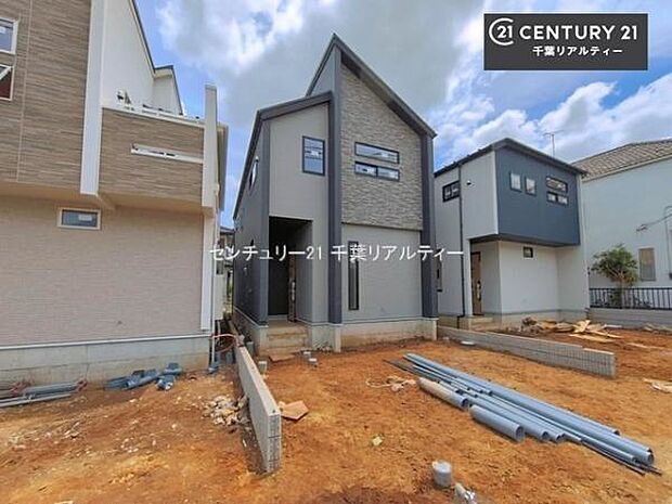 物件探しのご条件・ご要望・ご質問など、何なりと弊社スタッフまでお申し付けください!不動産に関することなら、どのようなことでも誠心誠意対応させて頂きます。