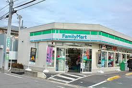 ファミリーマート市川欠真間店まで343m