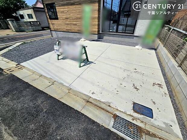 カースペース付きなのでマイカーをお持ちの方も安心ですね!ぜひ現地にてお確かめくださいませ!