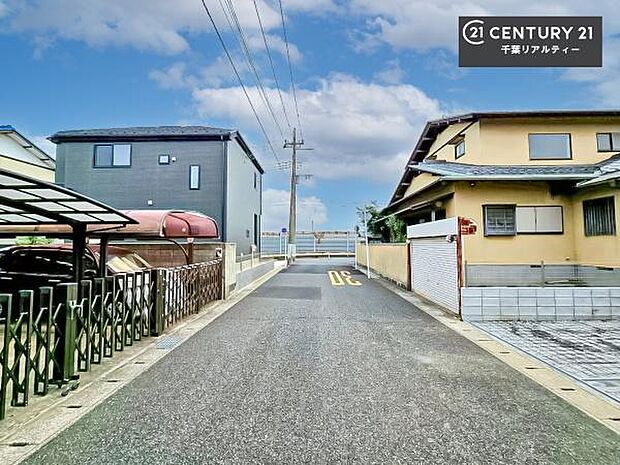 周辺環境や、お客様のご希望に合った物件も一緒にご案内を致します。住宅ローンアドバイザーによるご相談も承ります。当社はお問い合わせに即対応します！お待たせしません！