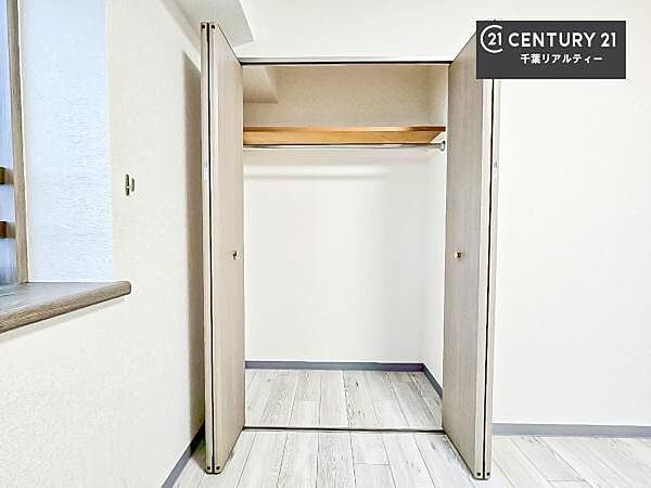 収納が充実しているからこそ、お部屋はいつも広々。掃除や片付けもラクになり、居心地の良い暮らしが続きます。