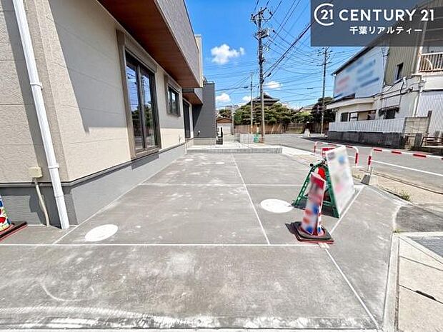 カースペース付きなのでマイカーをお持ちの方も安心ですね!ぜひ現地にてお確かめくださいませ!