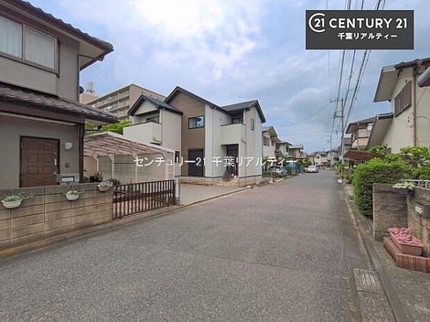 周辺環境や、お客様のご希望に合った物件も一緒にご案内を致します。住宅ローンアドバイザーによるご相談も承ります。当社はお問い合わせに即対応します！お待たせしません！