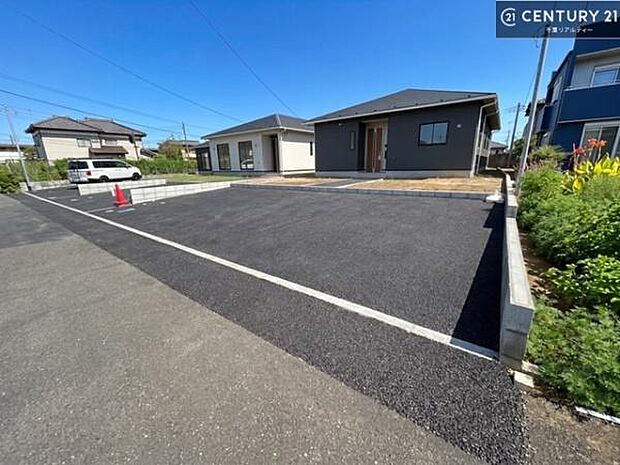 周辺環境や、お客様のご希望に合った物件も一緒にご案内を致します。住宅ローンアドバイザーによるご相談も承ります。当社はお問い合わせに即対応します!お待たせしません!