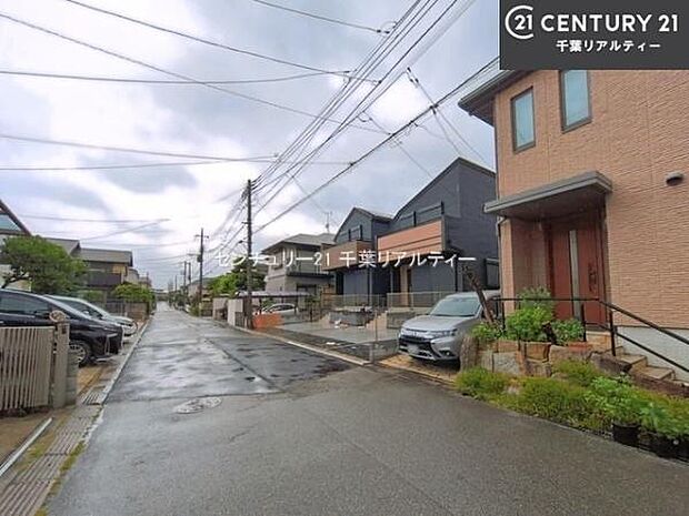 周辺環境や、お客様のご希望に合った物件も一緒にご案内を致します。住宅ローンアドバイザーによるご相談も承ります。当社はお問い合わせに即対応します！お待たせしません！