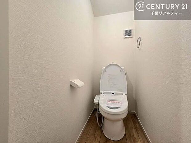 1階・2階の各階にトイレを設置。階段を上り下りすることなく利用できるため、家族みんなが快適に暮らせる便利な間取りです。