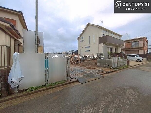 物件探しのご条件・ご要望・ご質問など、何なりと弊社スタッフまでお申し付けください!不動産に関することなら、どのようなことでも誠心誠意対応させて頂きます。