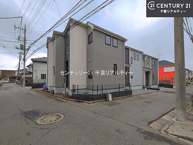 周辺環境や、お客様のご希望に合った物件も一緒にご案内を致します。住宅ローンアドバイザーによるご相談も承ります。当社はお問い合わせに即対応します!お待たせしません!