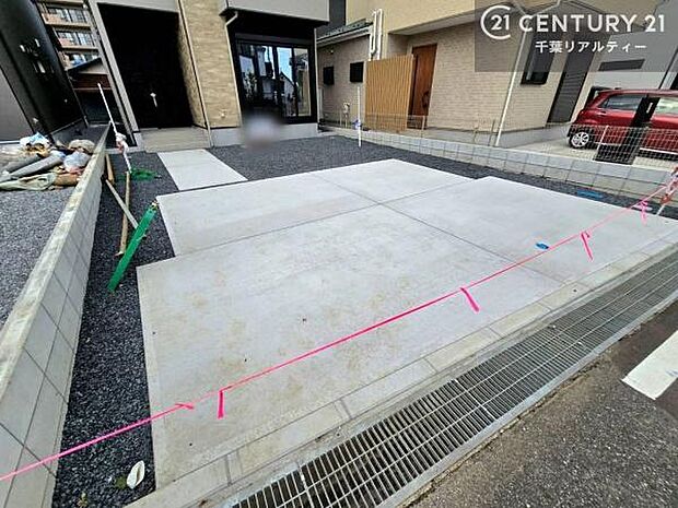 カースペース付きなのでマイカーをお持ちの方も安心ですね!ぜひ現地にてお確かめくださいませ!