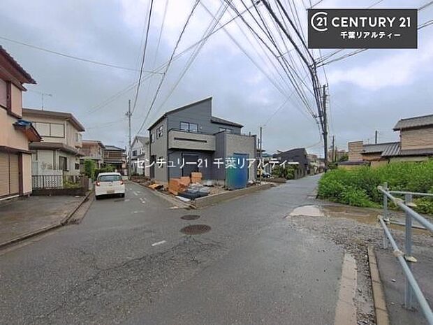 周辺環境や、お客様のご希望に合った物件も一緒にご案内を致します。住宅ローンアドバイザーによるご相談も承ります。当社はお問い合わせに即対応します!お待たせしません!