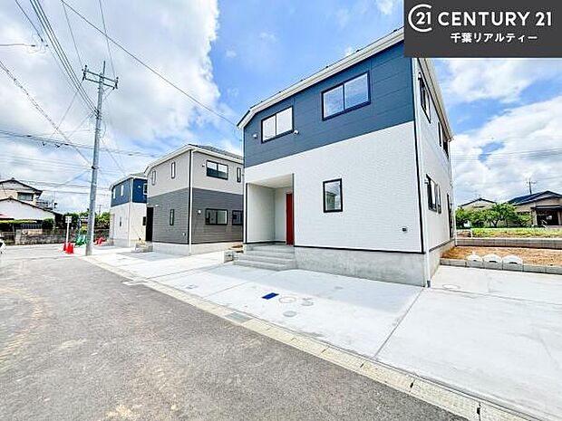 周辺環境や、お客様のご希望に合った物件も一緒にご案内を致します。住宅ローンアドバイザーによるご相談も承ります。当社はお問い合わせに即対応します!お待たせしません!
