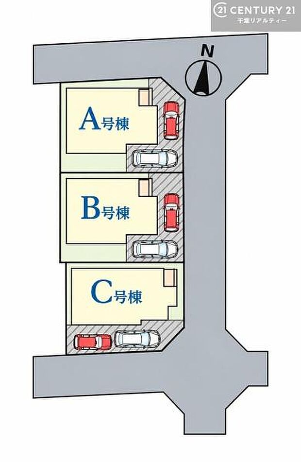カースペース付きでマイカーをお持ちのご家庭でも安心。物件探しのご条件・ご要望・ご質問など、何なりと弊社スタッフまでお申し付けください!
