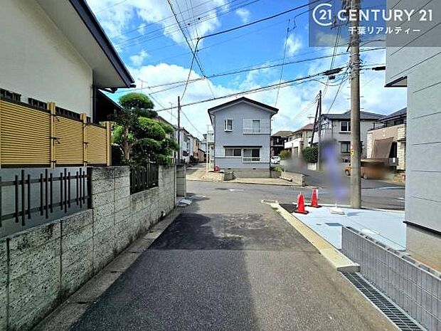 周辺環境や、お客様のご希望に合った物件も一緒にご案内を致します。住宅ローンアドバイザーによるご相談も承ります。当社はお問い合わせに即対応します！お待たせしません！