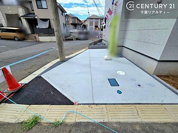 カースペース付きなのでマイカーをお持ちの方も安心ですね!ぜひ現地にてお確かめくださいませ!