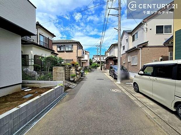 周辺環境や、お客様のご希望に合った物件も一緒にご案内を致します。住宅ローンアドバイザーによるご相談も承ります。当社はお問い合わせに即対応します!お待たせしません!