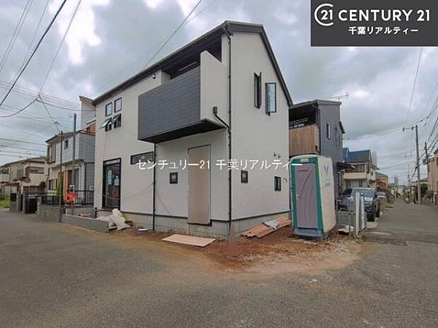 物件探しのご条件・ご要望・ご質問など、何なりと弊社スタッフまでお申し付けください!不動産に関することなら、どのようなことでも誠心誠意対応させて頂きます。