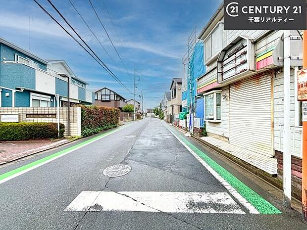 前面道路6.9m!車庫入れが苦手な方も安心ですね!