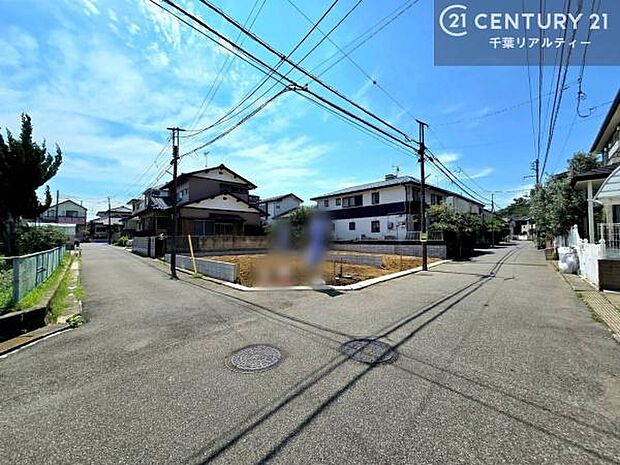 周辺環境や、お客様のご希望に合った物件も一緒にご案内を致します。住宅ローンアドバイザーによるご相談も承ります。当社はお問い合わせに即対応します!お待たせしません!