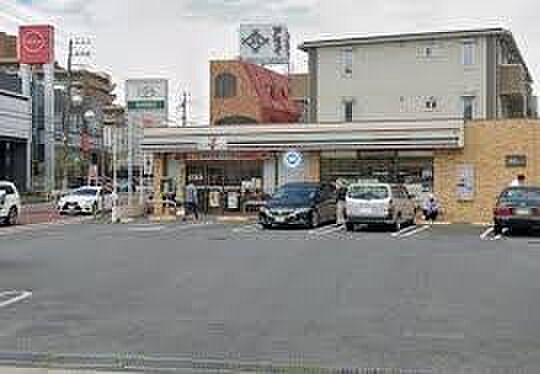 セブンイレブン市川鬼高1丁目店まで219m
