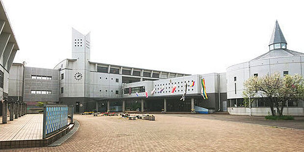 八街市立八街北中学校まで2000m