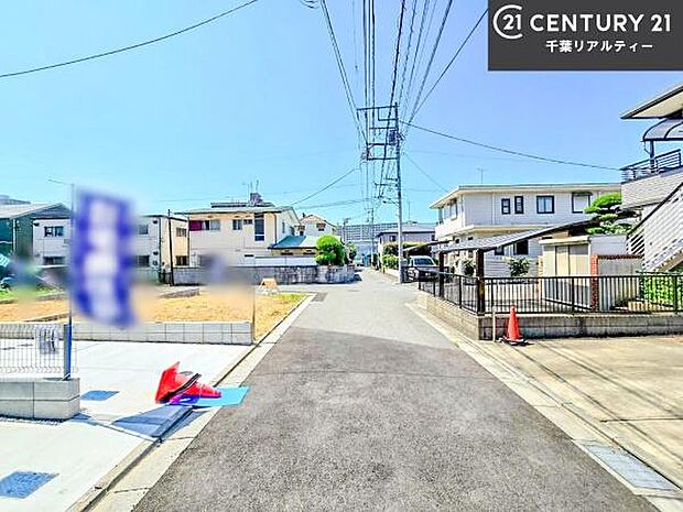 周辺環境や、お客様のご希望に合った物件も一緒にご案内を致します。住宅ローンアドバイザーによるご相談も承ります。当社はお問い合わせに即対応します!お待たせしません!