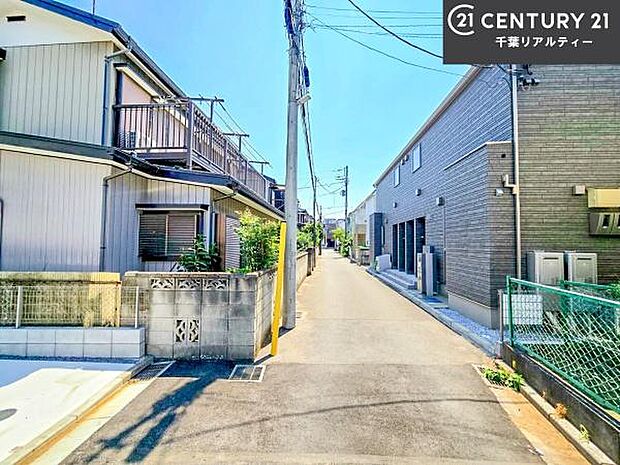 周辺環境や、お客様のご希望に合った物件も一緒にご案内を致します。住宅ローンアドバイザーによるご相談も承ります。当社はお問い合わせに即対応します!お待たせしません!