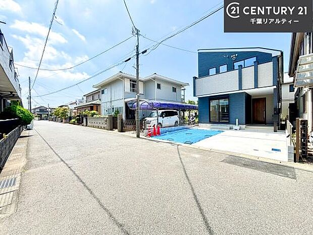 周辺環境や、お客様のご希望に合った物件も一緒にご案内を致します。住宅ローンアドバイザーによるご相談も承ります。当社はお問い合わせに即対応します!お待たせしません!
