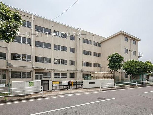 船橋市立高根台第三小学校まで650m