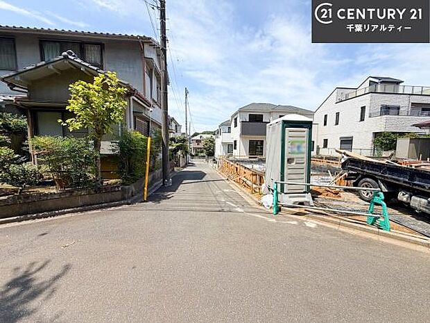 周辺環境や、お客様のご希望に合った物件も一緒にご案内を致します。住宅ローンアドバイザーによるご相談も承ります。当社はお問い合わせに即対応します!お待たせしません!