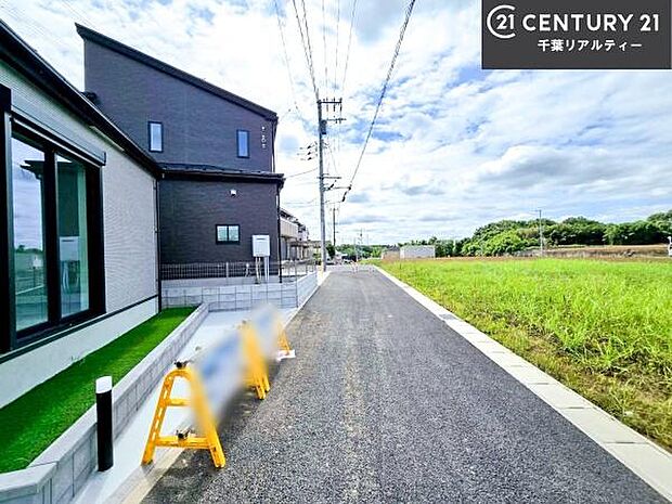 周辺環境や、お客様のご希望に合った物件も一緒にご案内を致します。住宅ローンアドバイザーによるご相談も承ります。当社はお問い合わせに即対応します!お待たせしません!