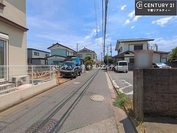 周辺環境や、お客様のご希望に合った物件も一緒にご案内を致します。住宅ローンアドバイザーによるご相談も承ります。当社はお問い合わせに即対応します!お待たせしません!