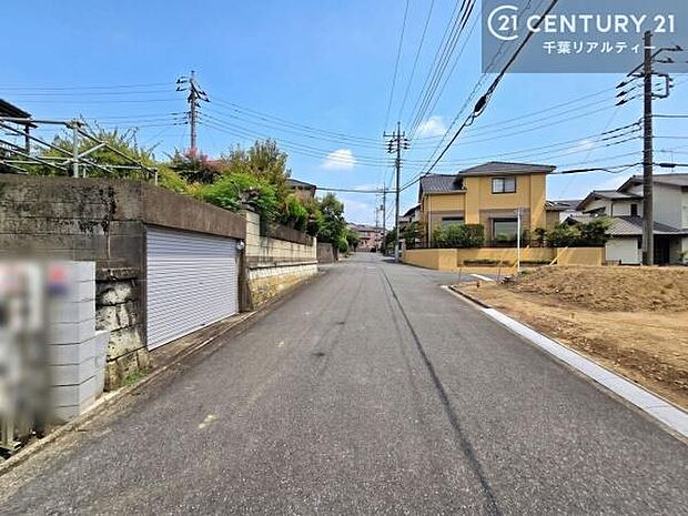 周辺環境や、お客様のご希望に合った物件も一緒にご案内を致します。住宅ローンアドバイザーによるご相談も承ります。当社はお問い合わせに即対応します！お待たせしません！
