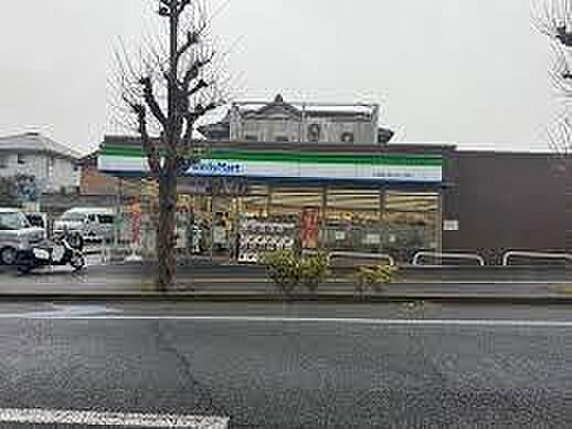 ファミリーマート船橋習志野台5丁目店まで560m