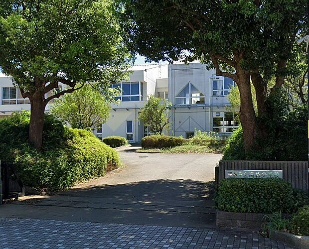 印西市立高花小学校まで2033m