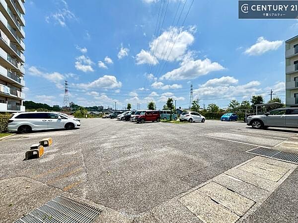 詳しい空き状況が知りたい場合はお気軽にお問い合わせください！周辺環境や、お客様のご希望に合った物件も一緒にご案内を致します。住宅ローンアドバイザーによるご相談も承ります。