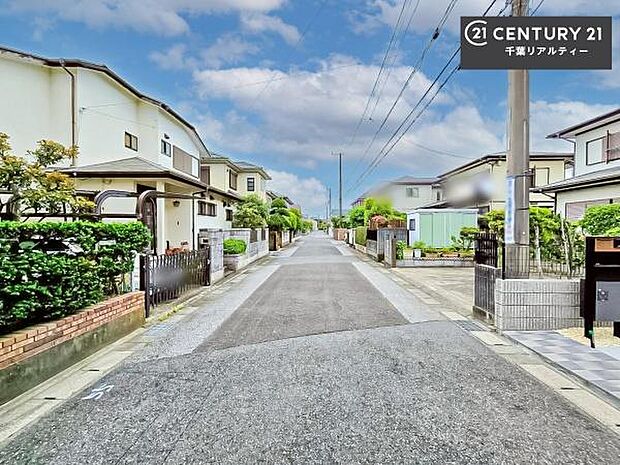 周辺環境や、お客様のご希望に合った物件も一緒にご案内を致します。住宅ローンアドバイザーによるご相談も承ります。当社はお問い合わせに即対応します!お待たせしません!