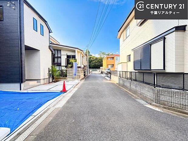 周辺環境や、お客様のご希望に合った物件も一緒にご案内を致します。住宅ローンアドバイザーによるご相談も承ります。当社はお問い合わせに即対応します!お待たせしません!