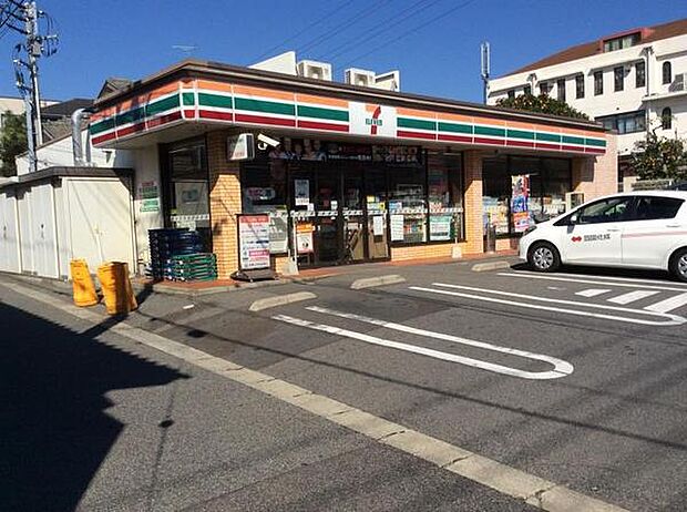 セブンイレブン習志野本大久保店まで595m