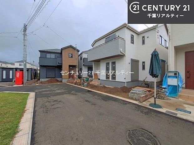 周辺環境や、お客様のご希望に合った物件も一緒にご案内を致します。住宅ローンアドバイザーによるご相談も承ります。当社はお問い合わせに即対応します!お待たせしません!