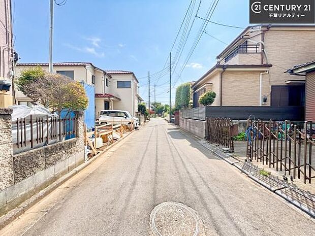 周辺環境や、お客様のご希望に合った物件も一緒にご案内を致します。住宅ローンアドバイザーによるご相談も承ります。当社はお問い合わせに即対応します！お待たせしません！