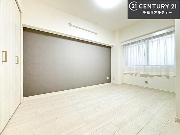 優しい光が差し込み、朝の目覚めも気持ちが良さそうですね。おうち時間もゆったりと過ごすことができます。