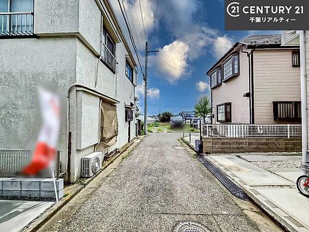 周辺環境や、お客様のご希望に合った物件も一緒にご案内を致します。住宅ローンアドバイザーによるご相談も承ります。当社はお問い合わせに即対応します!お待たせしません!