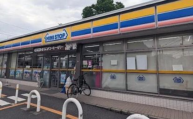 ミニストップ市川若宮店まで408m