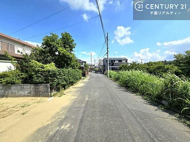周辺環境や、お客様のご希望に合った物件も一緒にご案内を致します。住宅ローンアドバイザーによるご相談も承ります。当社はお問い合わせに即対応します!お待たせしません!