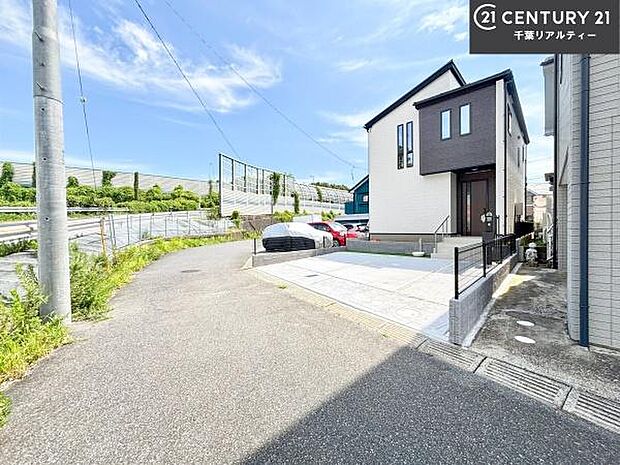 周辺環境や、お客様のご希望に合った物件も一緒にご案内を致します。住宅ローンアドバイザーによるご相談も承ります。当社はお問い合わせに即対応します！お待たせしません！